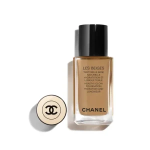 CHANEL Les Beiges Foundation Healthy Glow Foundation Hydration And Longwear - Fredrik & Louisa