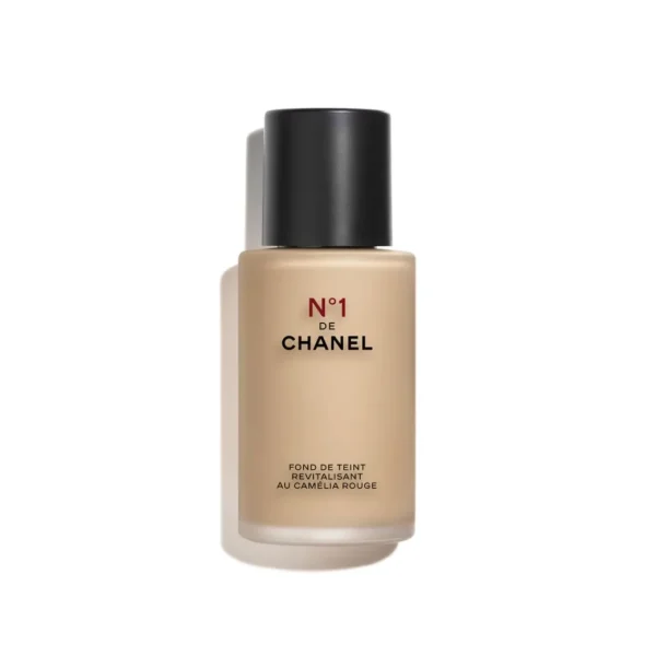 CHANEL N°1 De Chanel Revitalizing Foundation Illuminates - Moisturizes - Protects - Fredrik & Louisa