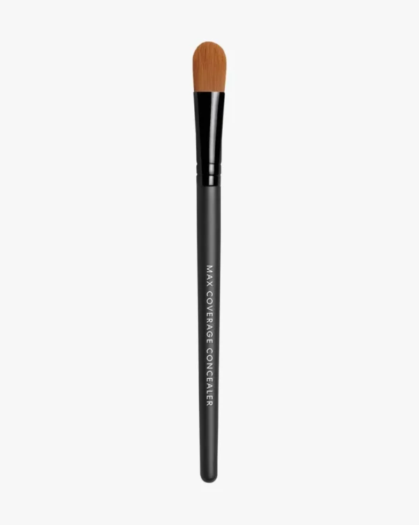 Maximum Coverage Concealer Brush